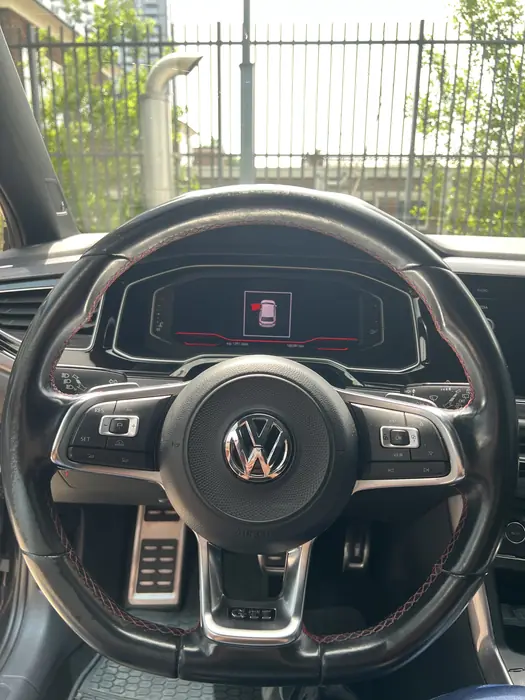 VW Polo GTI: gladgesleten leren stuur voor het herstel